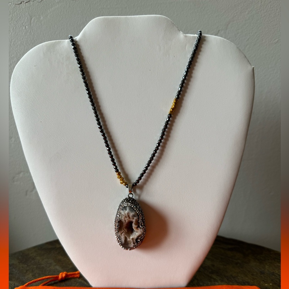 Agate Beaded Necklace